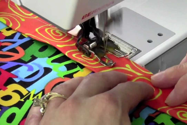 How to Bind a Quilt - 6 Simple Steps