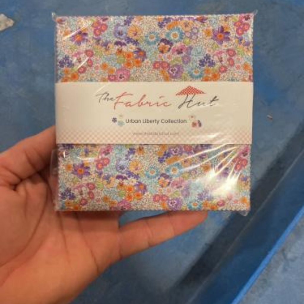 Charm-pack 240 pcs - Urban Liberty Collection