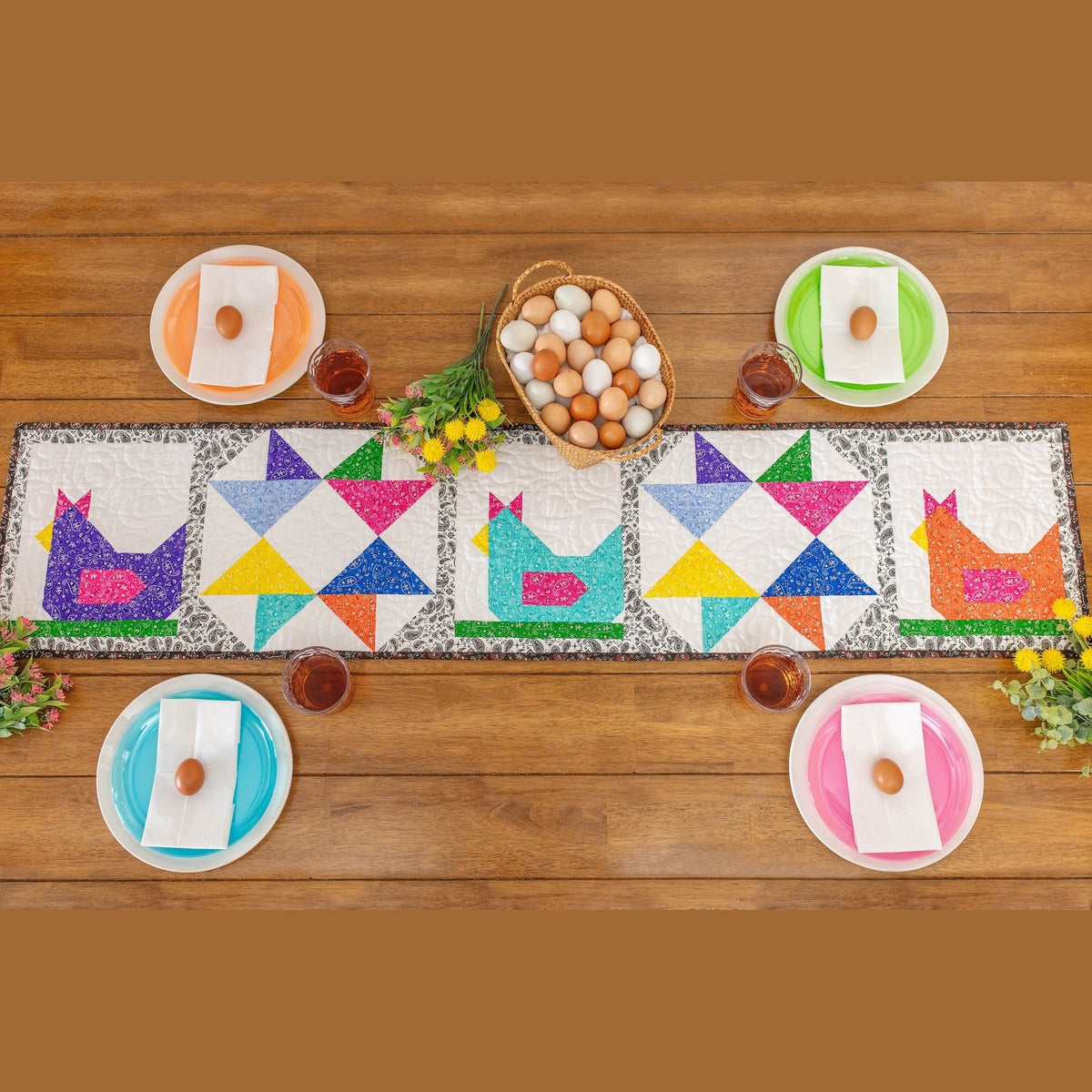 The Hen House Table Runner Quilt Kit Fabric Pattern Binding Backing ALL PRE CUT 16" X 60" Beginner Friendly