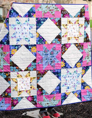 Dilly Dahlia Giant Block Quilt Pattern – Free PDF Download