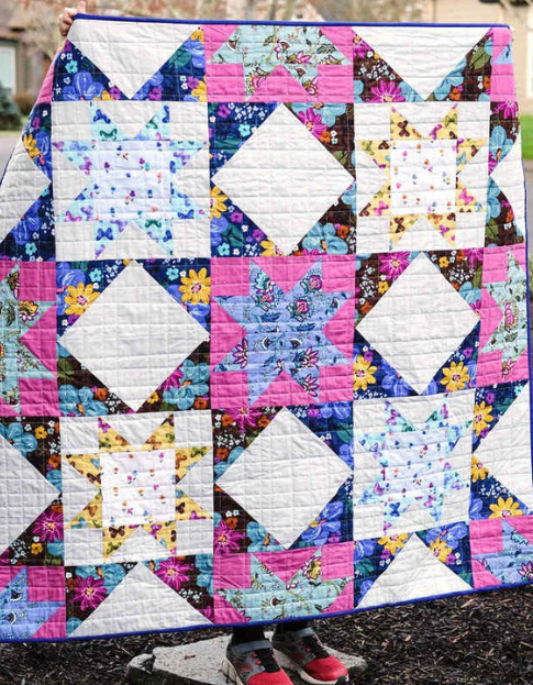 Dilly Dahlia Giant Block Quilt Pattern – Free PDF Download