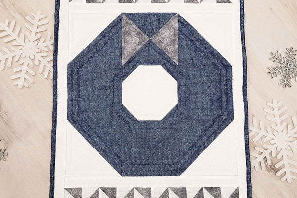 Lustrous Wreath Wall Hanging - FREE PATTERN