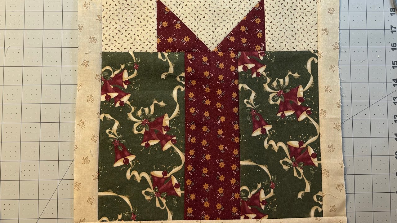 Gift quilt block Christmas countdown block of the month