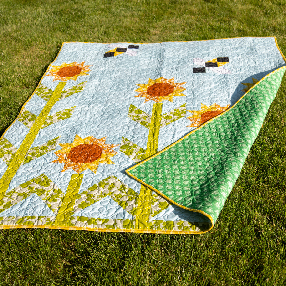 Sunshine and Pollen Quilting Kit - Pre-Cut with Complete Backing & Bin ...