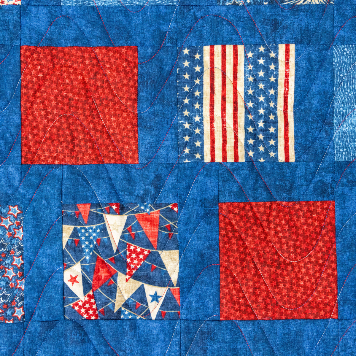 Heartland Home Quilting Kit - Pre-Cut with Complete Backing & Binding - Experienced Beginner - Two Options: 60x72 inches or 84x96 inches Finished Size