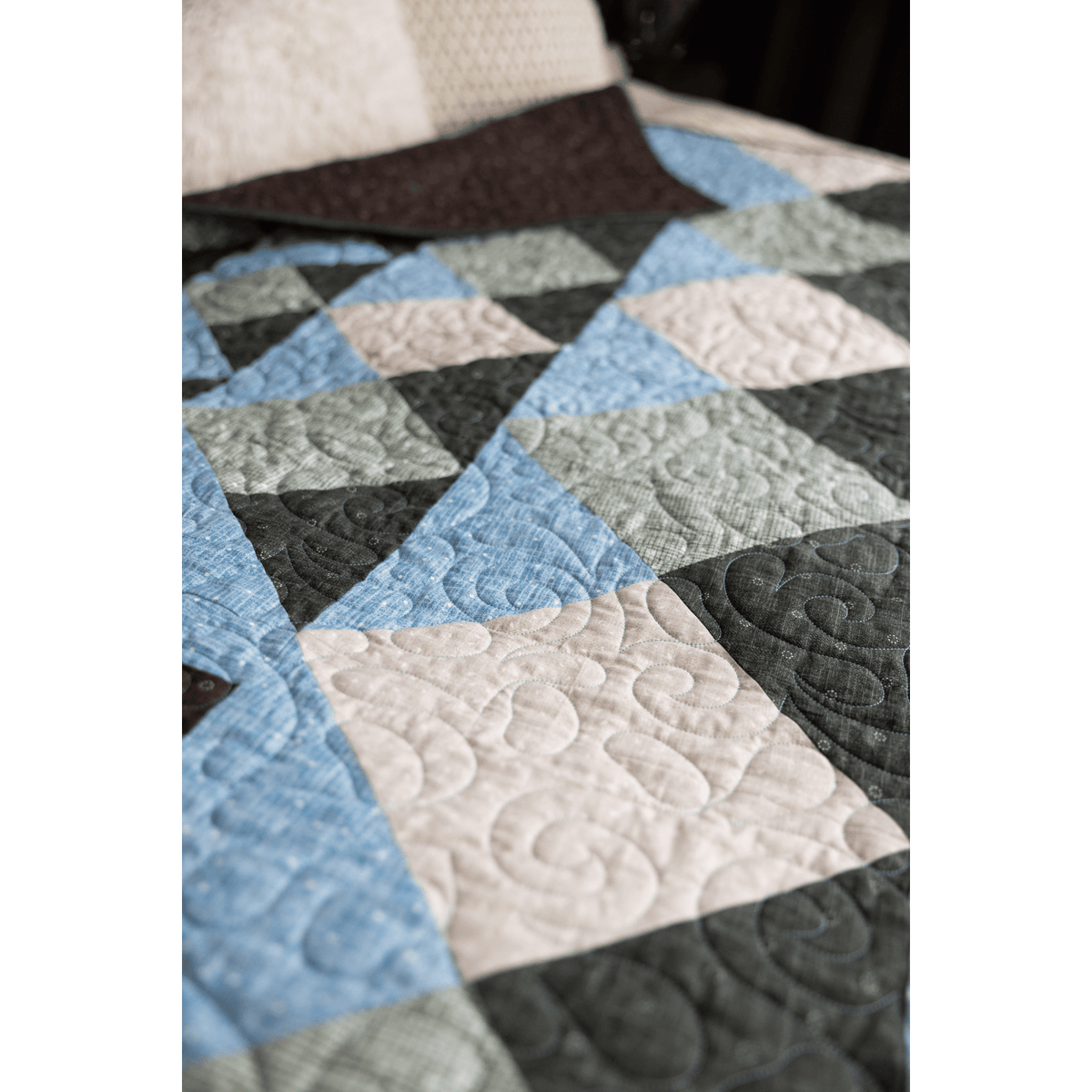 Wild Reflections Quilting Kit - Pre-Cut with Complete Backing & Binding - 60x70 inches Finished Size - Perfect for Advanced Beginners