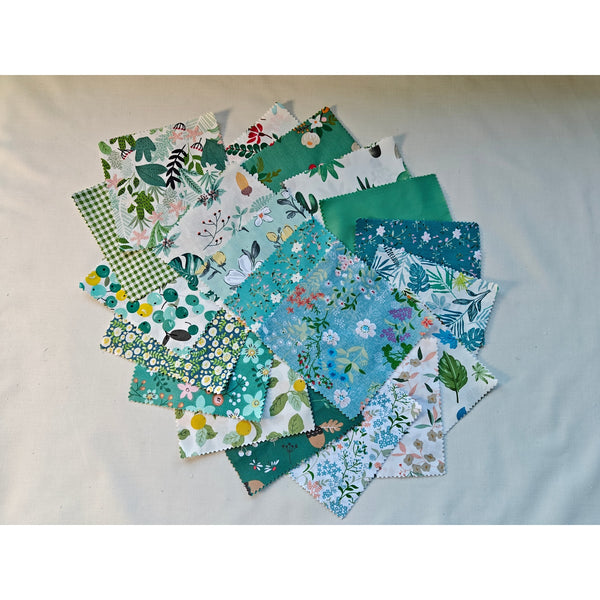 Charm-pack 240pcs - 5" Square Precuts - Morning Mist Collection