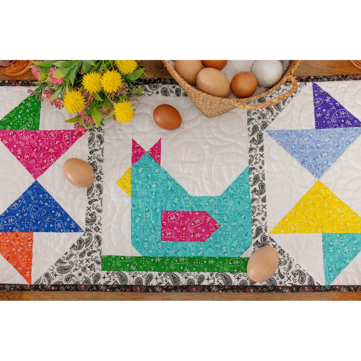 The Hen House Table Runner Quilt Kit Fabric Pattern Binding Backing ALL PRE CUT 16" X 60" Beginner Friendly