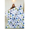 Whispering Pines Quilt-Set, Stoffmuster, Bindung und Rückseite inklusive, alles vorgeschnitten, 64 x 77 Zoll, einfache Dreiecksdecke, bereit zum Nähen für Anfänger