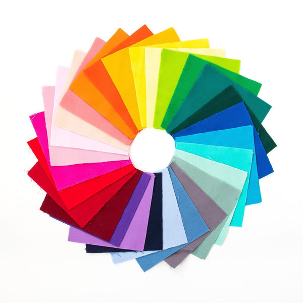 200-teiliges vorgeschnittenes Mini-Charm-Pack mit 2,5-Zoll-Quilts von Rainbow Solids