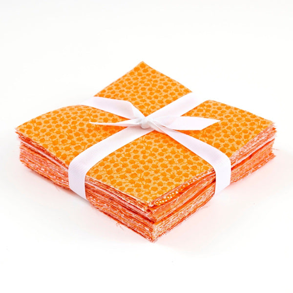 It's All Orange, 90-teiliges, vorgeschnittenes Charm Pack, 5"-Quadrate, 100 % Baumwollstoff, Steppdecke, verschiedene Orangetöne, Ton-in-Ton