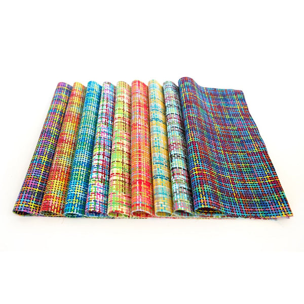 90 vorgeschnittene Charm-Packung „Pretty in Plaid“ mit 5-Zoll-Quadraten, 100 % Baumwollstoff, Steppdecke